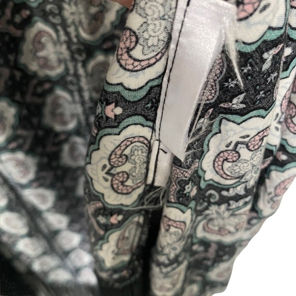 ⚡️ LAST CHANCE MARKDOWN !⭐Boho Fringe Kimono Size Medium Black  Print Womens Top - Picture 11 of 11